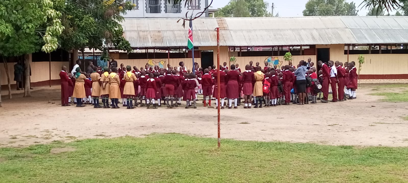 School children in parade at YSDAK programme